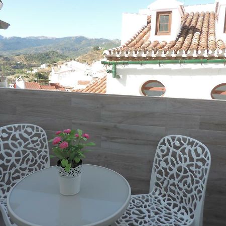 Casa Las Tres Conchas Yunquera Kültér fotó